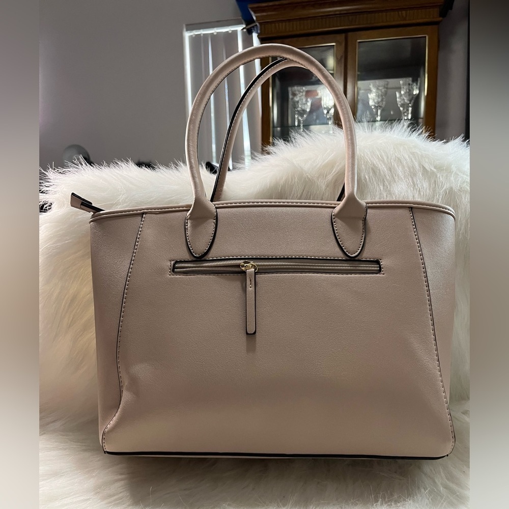 NWT Adrienne Vittadini Garden Bloom Tote Bag MSRP $175 - Picture 6 of 10